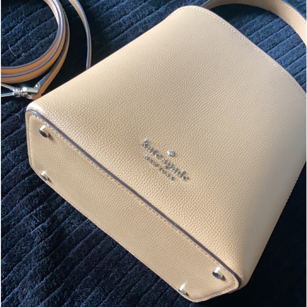 Kate Spade Small Darcy tote light fawn